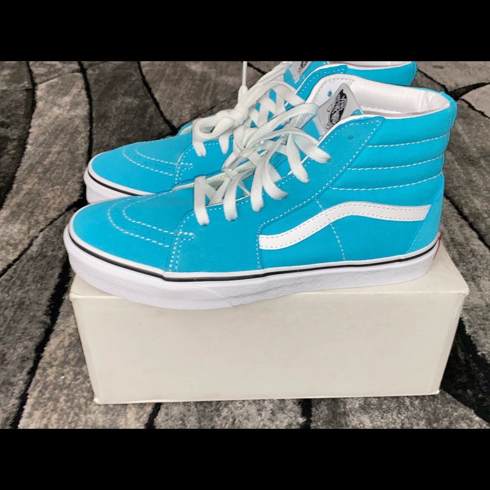 New Hi Top Vans - Picture 2 of 6